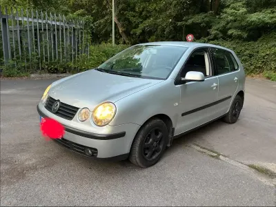 Gebraucht VW Polo 75 PS (55 kW) 2002 Silber Kleinwagen