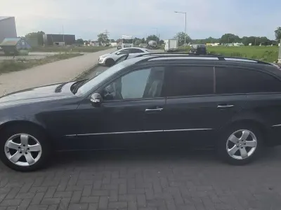 Usata Mercedes E220 Avantgarde 150 CV (110 kW) 2005 Station wagon