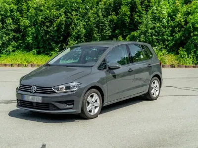 Gebraucht VW Golf Sportsvan Comfortline 110 PS (80 kW) 2017 Grau Van / Kleinbus