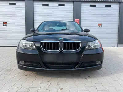 Gebraucht BMW 318 130 PS (95 kW) 2007 Schwarz Limousine