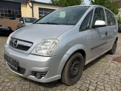 Używany Opel Meriva Basis 90 KM (66 kW) 2007 Srebrny Minivan