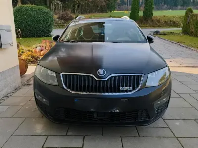 Gebraucht Skoda Octavia RS 184 PS (135 kW) 2017 Schwarz Kombi