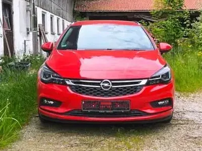 Gebraucht Opel Astra Innovation 200 PS (147 kW) 2016 Rot Kombi