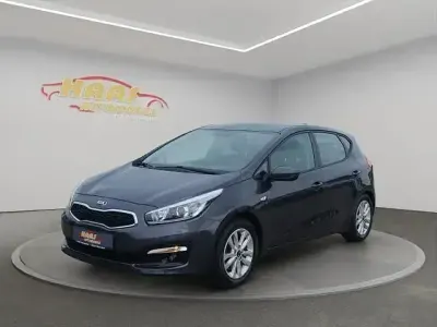 Gebraucht Kia Ceed Edition 7 101 PS (74 kW) 2016 Grau Kleinwagen