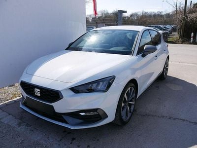 Neu Seat Leon FR 184 PS (135 kW) 2026 Nevadaweiß metallic