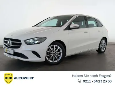 Gebraucht Mercedes B200 Progressive 163 PS (119 kW) 2020 Weiß Kleinwagen