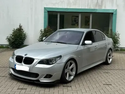 Gebraucht BMW 523 M Sport 177 PS (130 kW) 2005 Silber Limousine