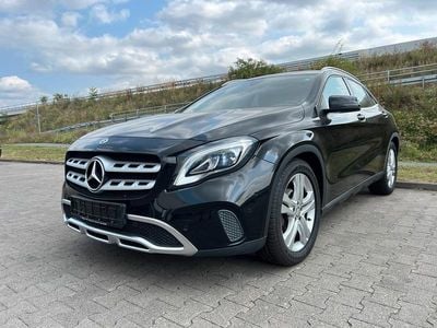 Mercedes GLA200