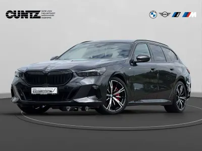 Gebraucht BMW 540 M Sport 286 PS (210 kW) 2025 Sophistograu brillanteffekt me Kombi