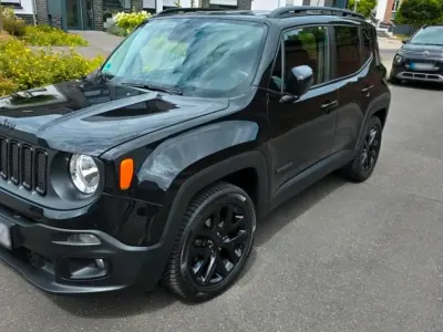 Usata Jeep Renegade 110 CV (80 kW) 2016 Nero SUV