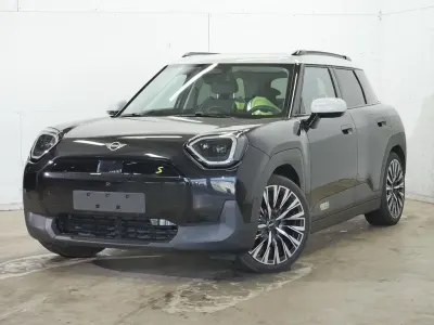 Usata Mini Aceman Classic 160 kW (218 CV) 2025 Nero SUV