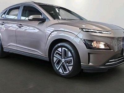 Gebraucht Hyundai Kona Select 100 kW (136 PS) 2022 Silber SUV