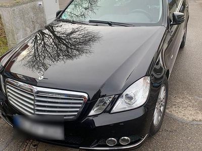 Usata Mercedes E220 Elegance 170 CV (125 kW) 2009 Nero Berlina