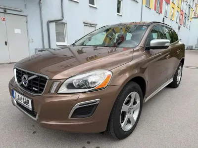 Occasion Volvo XC60 R-Design 215 ch (158 kW) 2012 Marron SUV