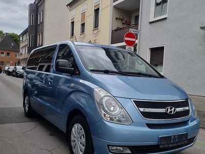 Hyundai H-1