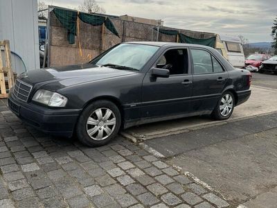 gebraucht Mercedes C180 Sport