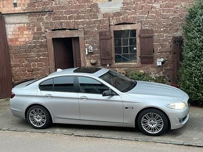 Grau Gebraucht 2013 BMW 525 Comfort Edition Limousine | 12.500 € (Fairer Preis)