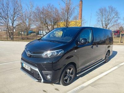 Gebraucht Toyota Proace Executive 177 PS (130 kW) 2018 Schwarz Van / Kleinbus