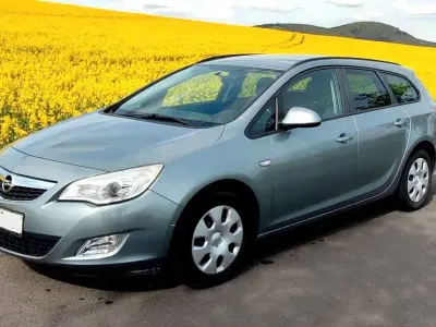 Occasion Opel Astra Selection 101 ch (74 kW) 2011 Gris Break