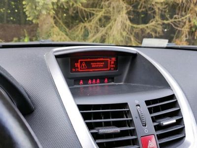 gebraucht Peugeot 207 mit TÜV