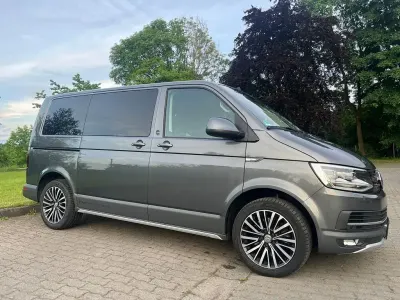 Gebraucht VW Multivan PanAmericana 204 PS (150 kW) 2017 Grau Van / Kleinbus