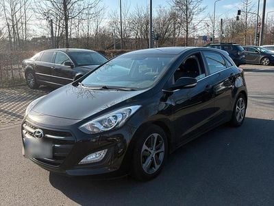 Gebraucht Hyundai i30 136 PS (100 kW) 2015 Schwarz Limousine