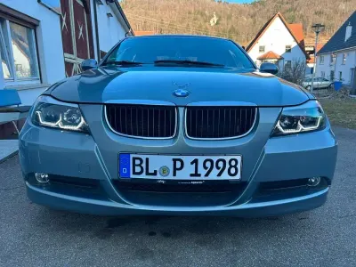 Gebraucht BMW 318 143 PS (105 kW) 2006 Schwarz Limousine