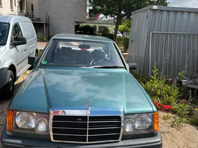 Gebraucht Mercedes E230 136 PS (100 kW) 1989 Limousine