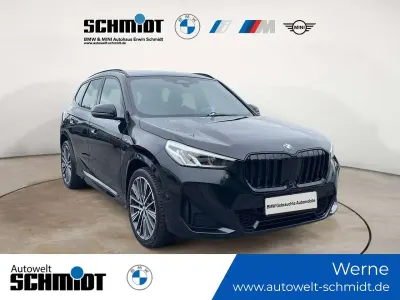 Gebraucht BMW X1 M Sport 163 PS (119 kW) 2023 Saphirschwarz metallic SUV