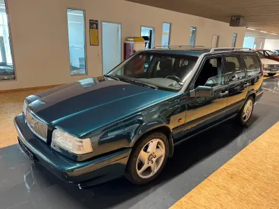 Gebraucht Volvo 850 226 PS (166 kW) 1994 Blau Kombi