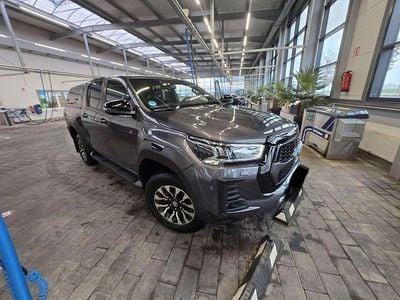 Grey metallic Gebraucht 2023 Toyota HiLux Sport Abholung | 56.900 € (Teuer)