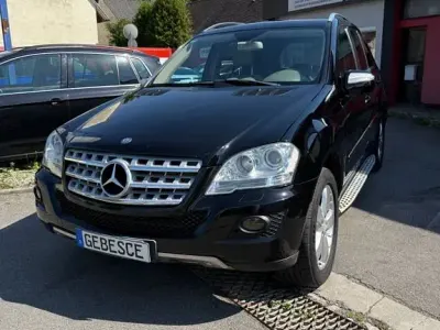 Gebraucht Mercedes ML350 224 PS (164 kW) 2009 Schwarz SUV