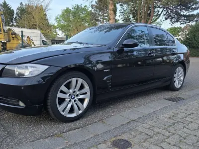 Używany BMW 325 M Sport 218 KM (160 kW) 2005 Czarny Sedan/Limuzyna