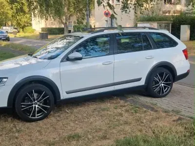 Gebraucht Skoda Octavia 184 PS (135 kW) 2018 Weiß Kombi