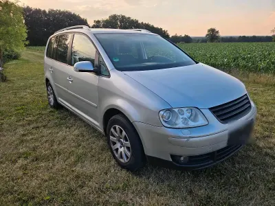 Gebraucht VW Touran 150 PS (110 kW) 2005 Silber Van / Kleinbus
