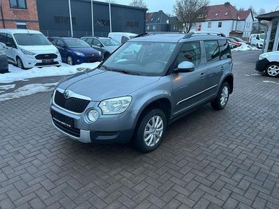 Gebraucht Skoda Yeti Adventure 140 PS (102 kW) 2013 Grau SUV