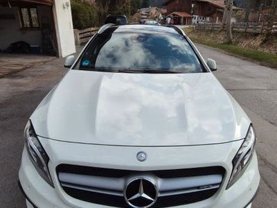 Mercedes GLA45 AMG