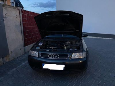 gebraucht Audi A3 1.6 Ambiente