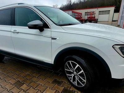 Gebraucht VW Tiguan 150 PS (110 kW) 2019 Weiß SUV