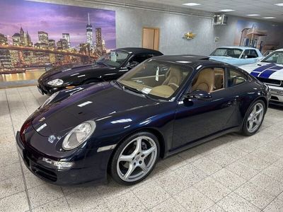 Porsche 911 Carrera