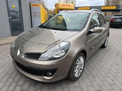 Gebraucht Renault Clio II Dynamique 111 PS (81 kW) 2008 Gold Limousine
