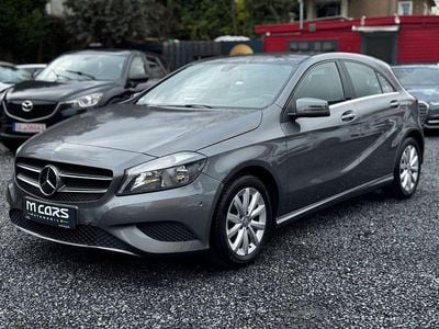 Gebraucht Mercedes A180 122 PS (89 kW) 2013 Grau Limousine