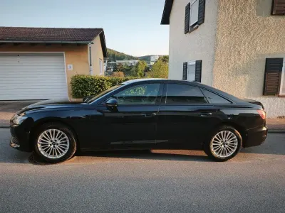 Gebraucht Audi A6 Sport 204 PS (150 kW) 2021 Schwarz Limousine