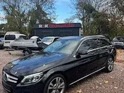 Gebraucht Mercedes C300 245 PS (180 kW) 2020 Schwarz Limousine