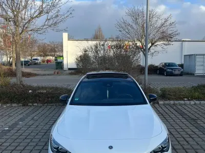 Gebraucht Mercedes CLA250e AMG line 219 PS (161 kW) 2020 Weiß Limousine