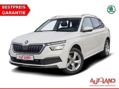 Weiß Gebraucht 2020 Skoda Kamiq Style SUV | 18.950 € (Etwas zu teuer)