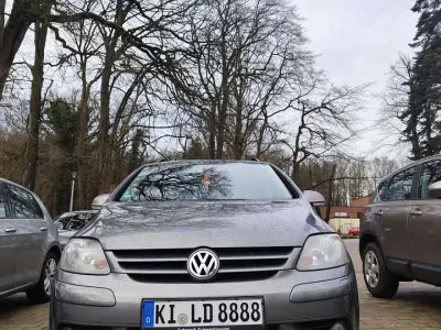 Gebraucht VW Golf V Comfortline 105 PS (77 kW) 2007 Limousine