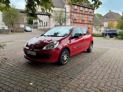 gebraucht Renault Clio 1.2 16V Authentique