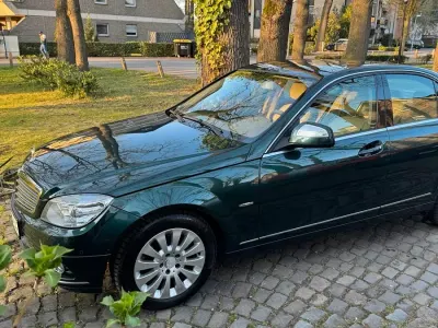 Używany Mercedes C280 Elegance 231 KM (169 kW) 2007 Zielony Sedan/Limuzyna
