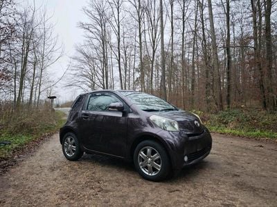 Toyota iQ